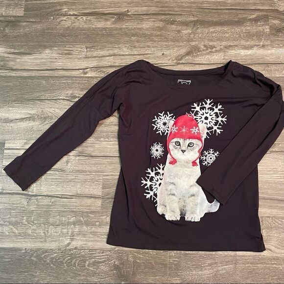 2/$30 FRZ Grey Holiday Kitten Snowflake Graphic Long Sleeve T-Shirt - Picture 3 of 11